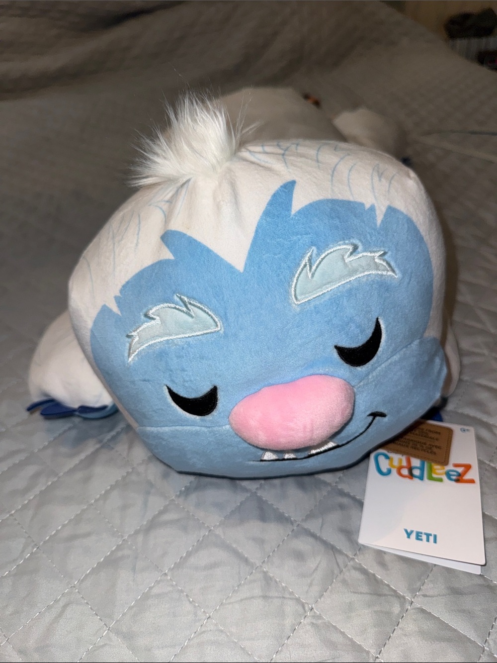 Cuddleez Yeti Disney Parks